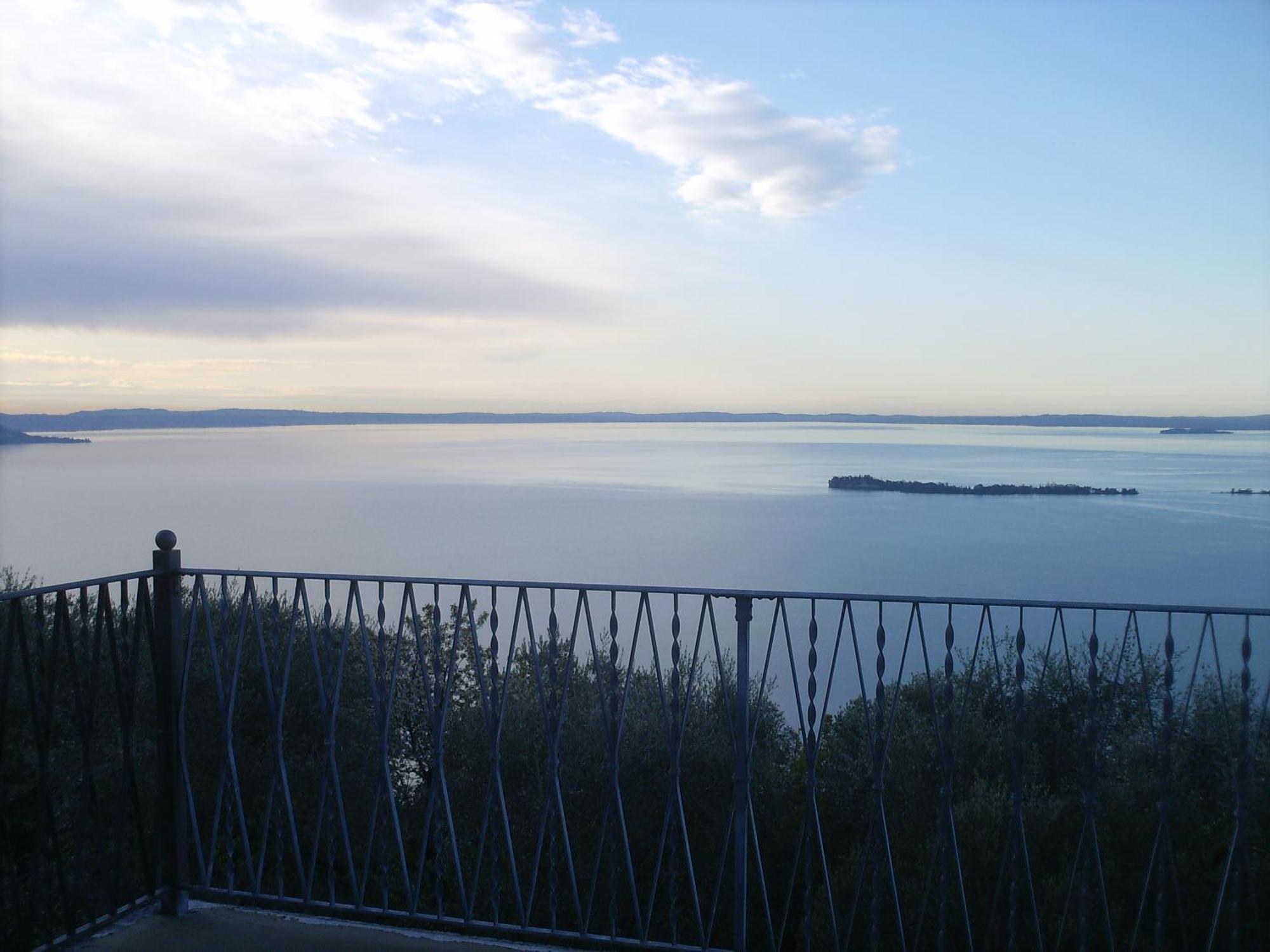 Agriturismo Il Casale Del Lago Gardone Riviera Exterior foto